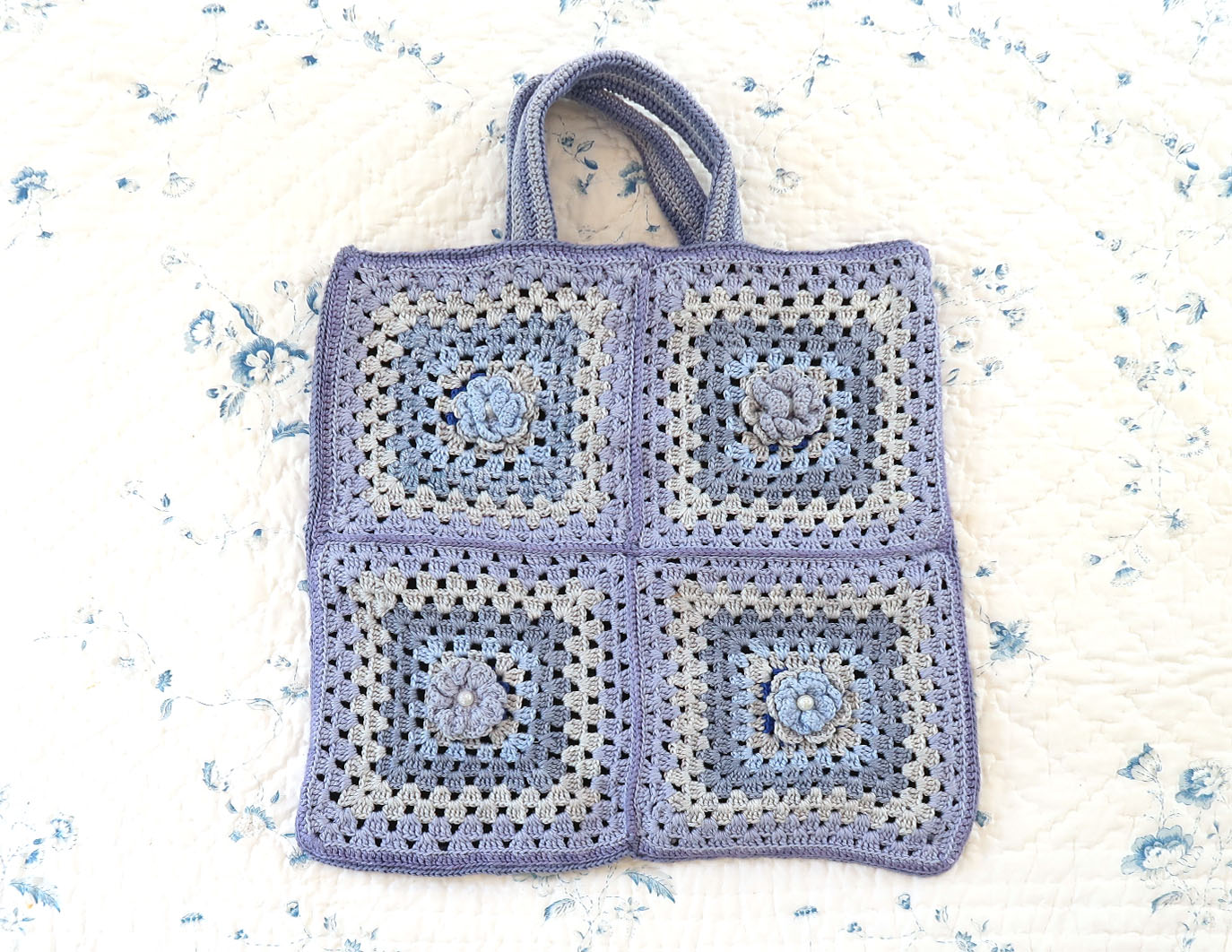 Granny Squares Shopper (sold out)